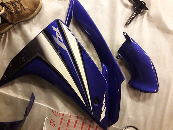 Yamaha R1 Sininen moottoripyörän sivukate