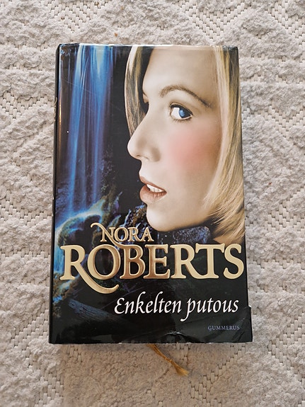 Nora Roberts kirja