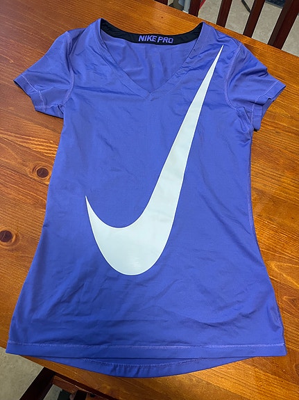Nike pro paita
