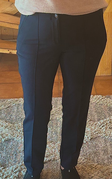 Naisten housut