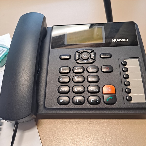 Huawei B 160 pöytäpuhelin