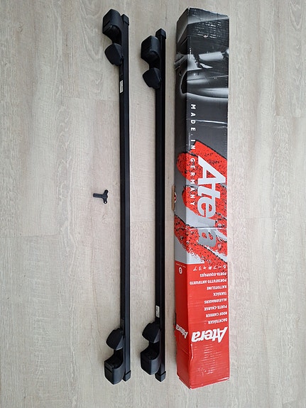 Taakkatelineet Toyota Corolla Verso 02-09