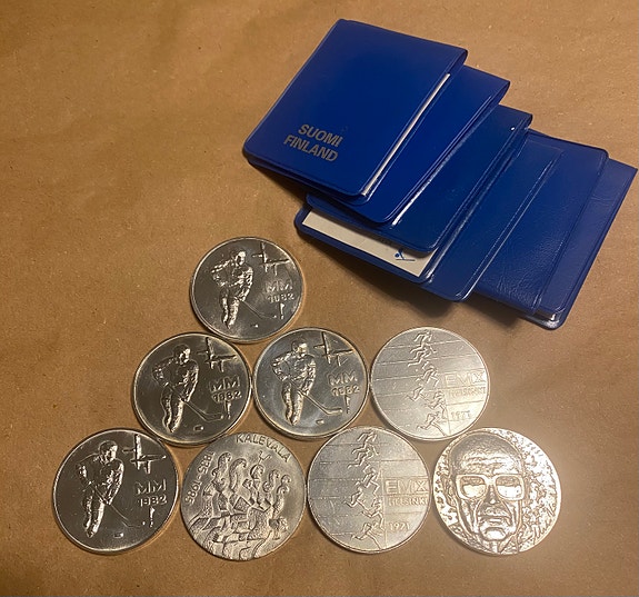 Suomi Finland Juhlarahoja, 8kpl (MM-1982, EMX 1971, Kalevala 150, Kekkonen 1975)