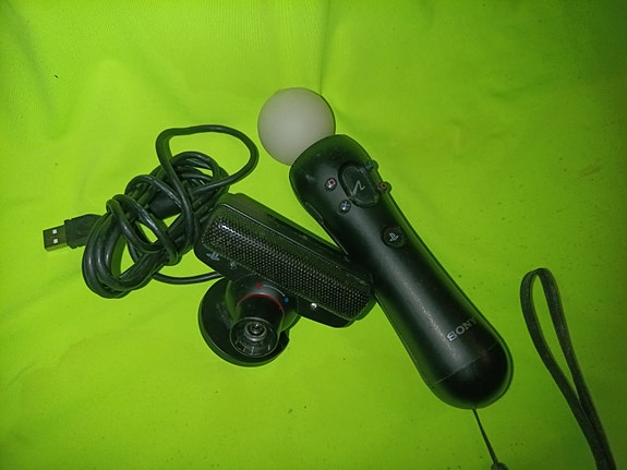 Playstation 3 Move ohjain ja Eye-kamera
