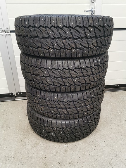 Linglong greenmax 235/65/16 C nastarenkaat