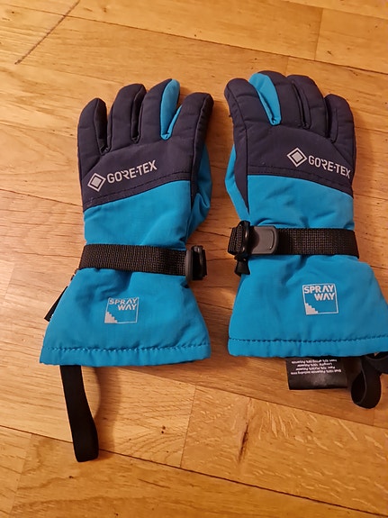 Lasten talvirukkanen Goretex koko 6