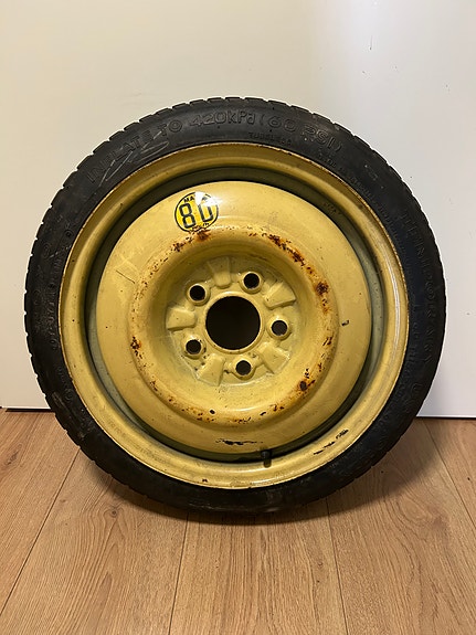 Mazda 15” vararengas