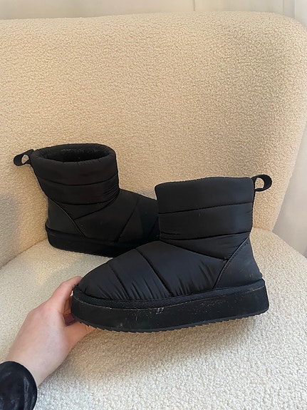 H&M Talvikengät koko 35 musta