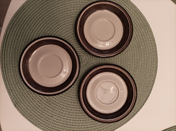 Arabian lautaset