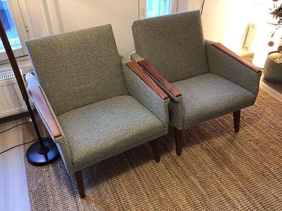 Myydään hienot 60-luvun Vintage-tuolit.