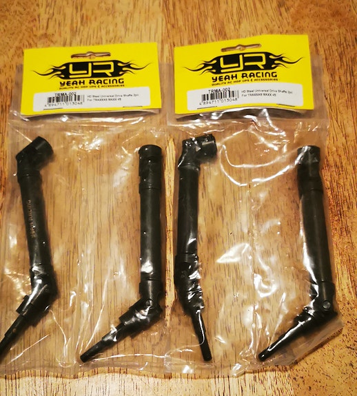 Yeah Racing HD Steel vetoakselit Traxxas MAXX autoon