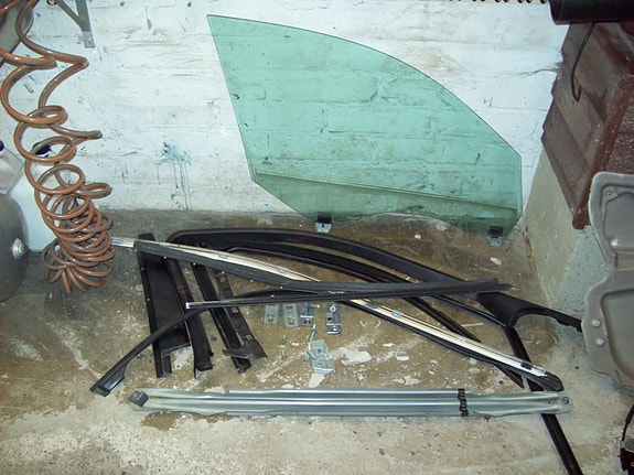 BMW E60 kuljettajan oven osat