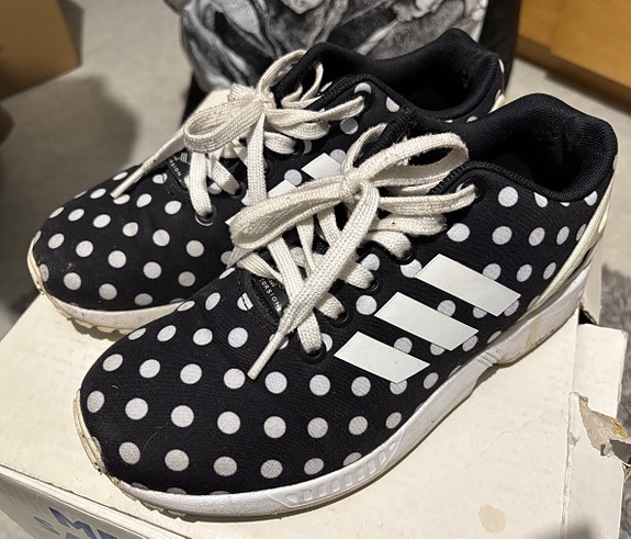 Adidas ZX Flux Torsion Polka Dot -kengät, koko 38 musta valkoinen