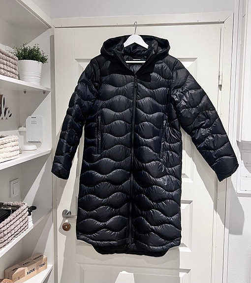 Peak Helium Down Coat