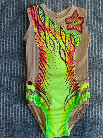 Product image 1 of 6