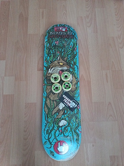 Product image 2 of 4