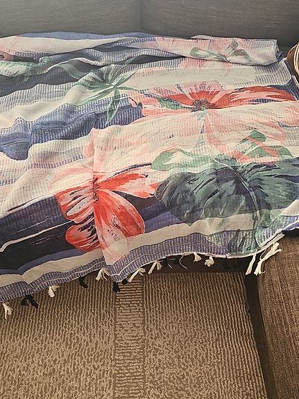 Desigual huivi, käyttämätön!