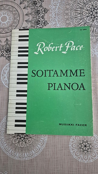 Nuottikirja pianolle