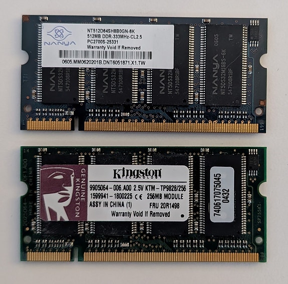 Kannettavan tietokoneen muisteja 256MB, 512MB | SDRAM / DDR SO-DIMM