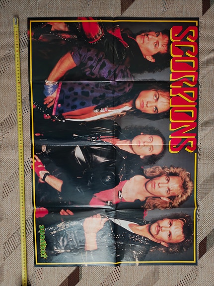 Scorpions juliste, koko 80 x 54 cm, Suosikki-lehti