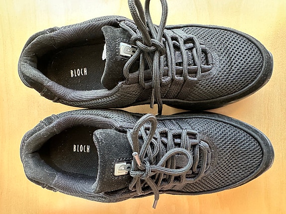 Bloch tanssikengät koko 38 musta