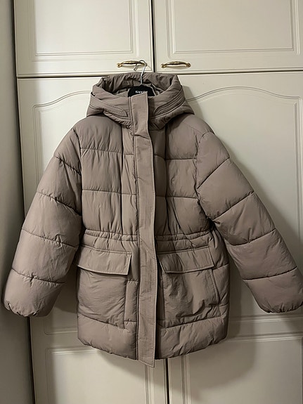Kappahl naisten beige talvitakki, koko M (reilu)