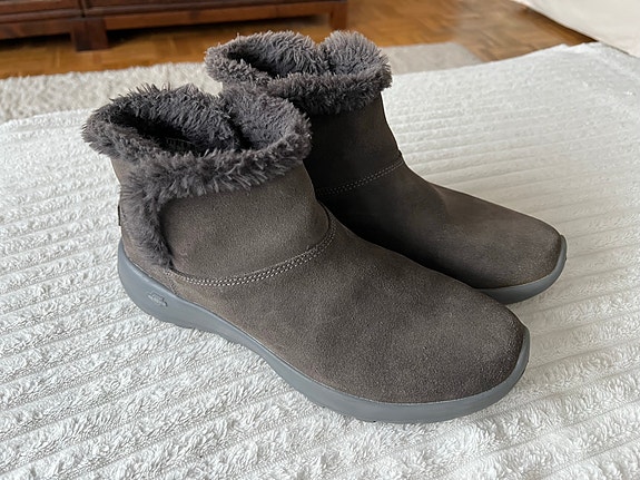 Skechers talvikengät 38