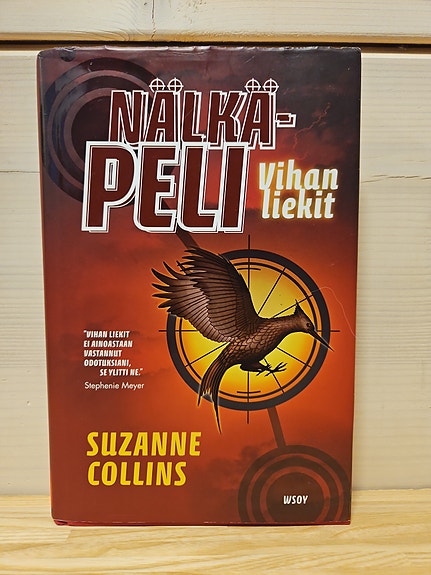 Vihan liekit, Suzanne Collins