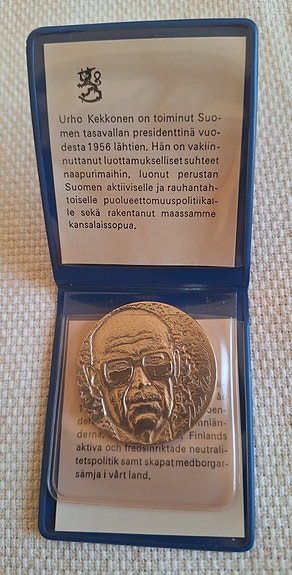 Urho Kekkonen juhlaraha 1975 hopeaa