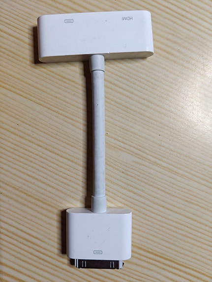Apple iPhone & IPad 30-pin HDMI-sovitin valkoinen