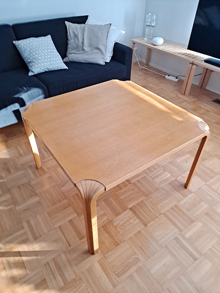 Artek sohvapöytä