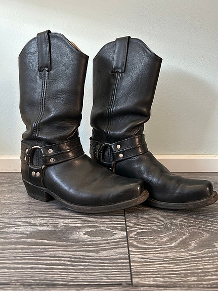 Naisten bootsit Boot Factory