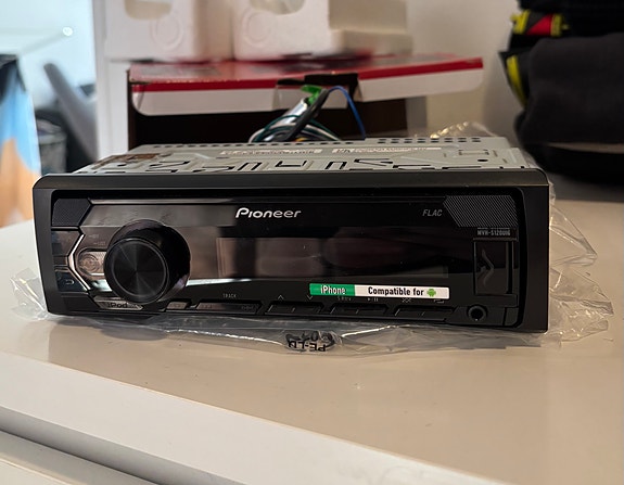 Pioneer MVH-120UIG mankka