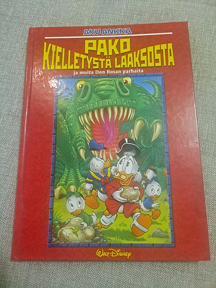 Don Rosan signeeramat Aku Ankka -kirjat (2 kpl)