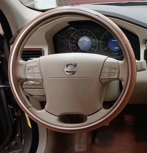 O: Volvo S80 ohjauspyörä ja vaihdekepin nuppi