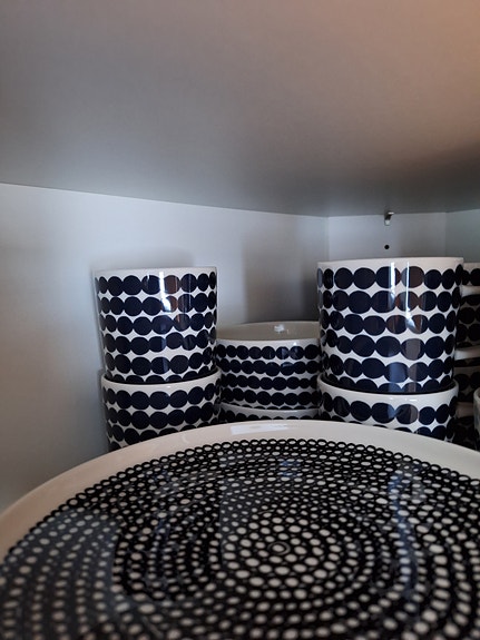 Marimekko astiasto t.sin./valkoinen