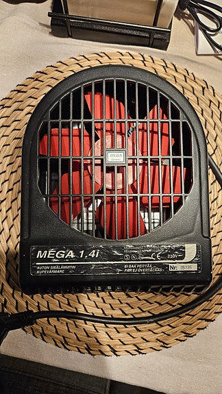 Mega 1.4i auton sisätilanlämmitin 1320/550 W 25 deg