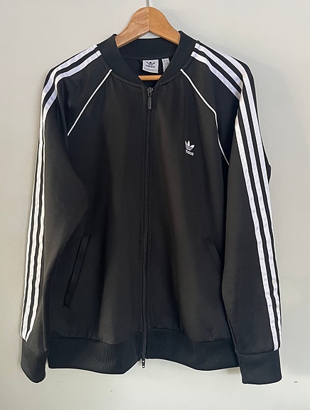 Adidas verryttelytakki XL