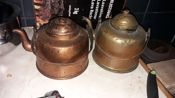 Kupariset vanhat astiat