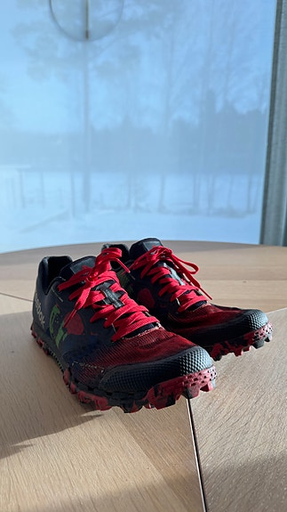 Reebok naisten maastokengät