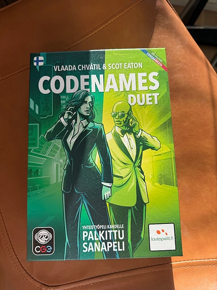 Codenames Duet lautapeli