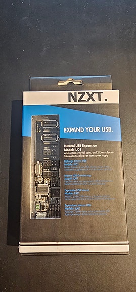 Nzxt tietokoneen sisäinen usb laajennin