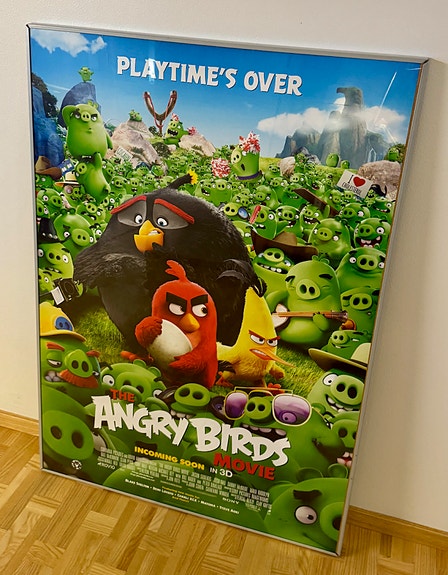 IKEA RESLIG kehys + Angry Birds juliste (70.5 x 100.5 cm)