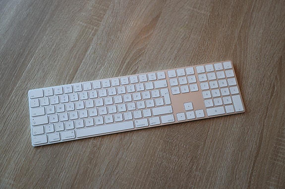 Apple Magic Keyboard valkoinen