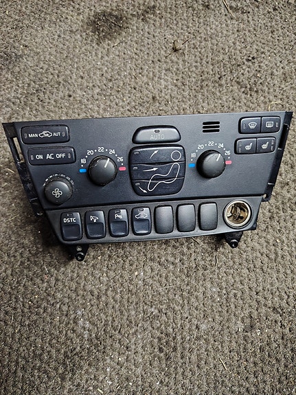 Volvo v70 - 06 Lämmityslaitteen säätöpaneeli