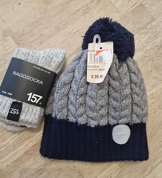Reima hattu ja lager157 sukat