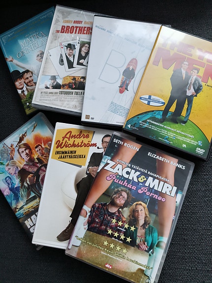 Seitsemän komediaa DVD