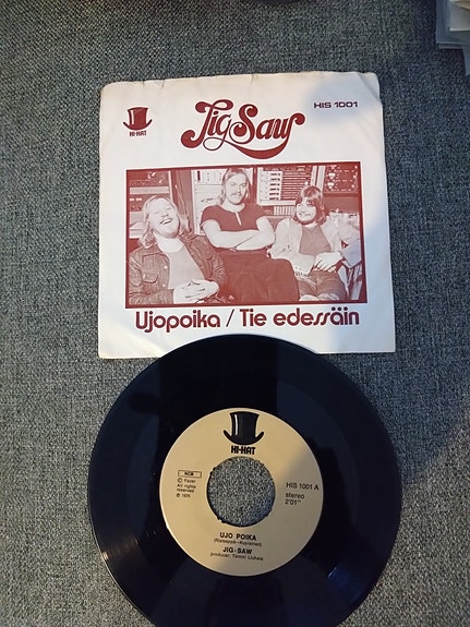Jig-Saw 7" Ujo poika/Tie edessäin