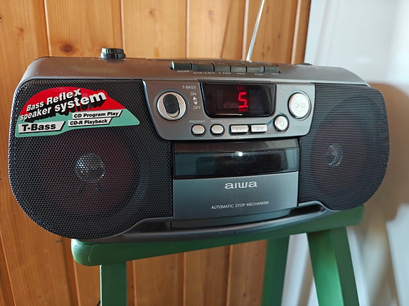 Aiwa CSD-A190EZ radio, CD , kasettisoitin