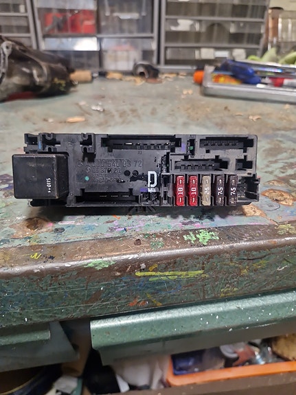 mb w210 sulakemoduuli